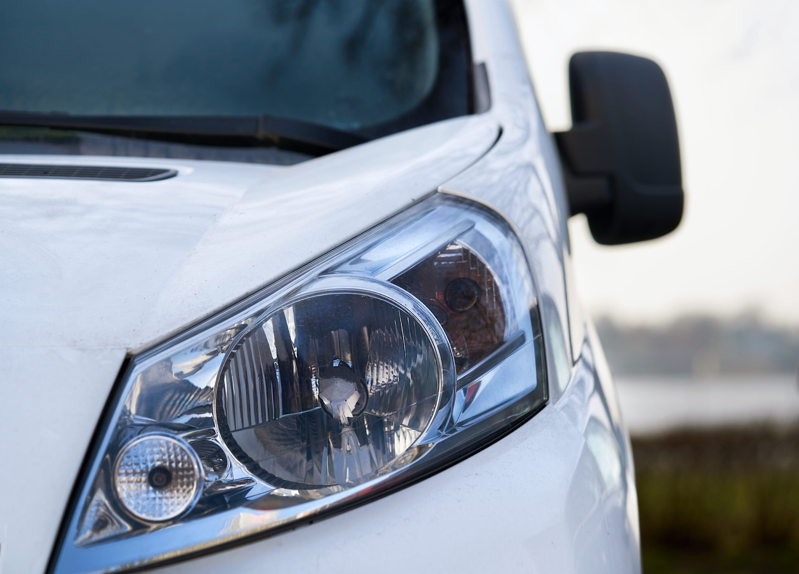 Kenali Fungsi dan Perawatan Headlamp Mobil