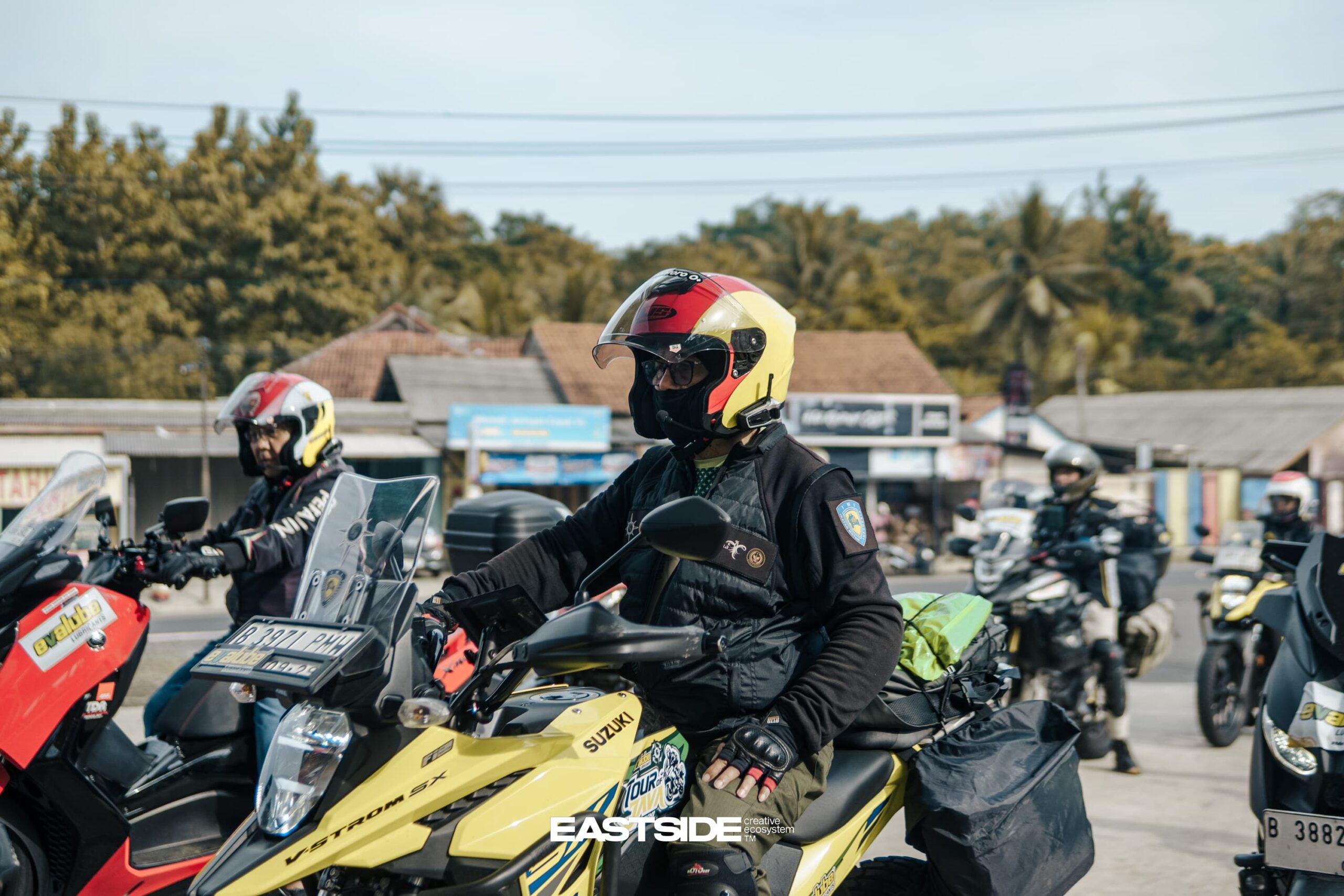 Oli Evalube Kembali Bekerja Sama dengan Para Legenda Otomotif dalam Java Adventure Ride 2025